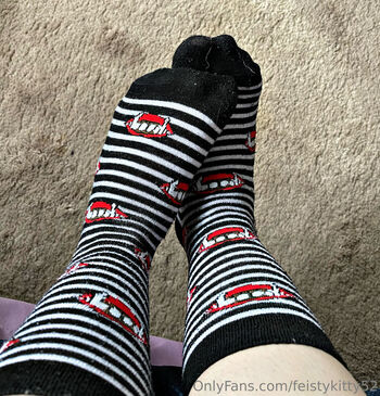 feistykitty52