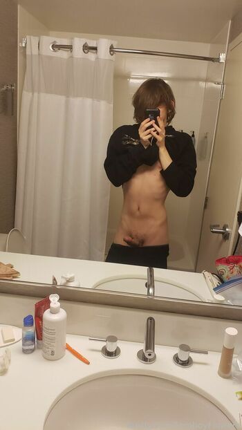 FemboyFlowers