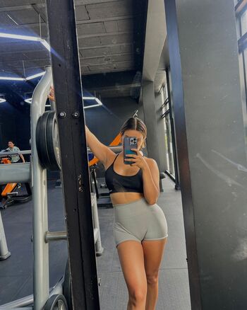 Fiorella Retiz