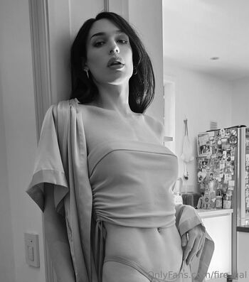 fire_gal