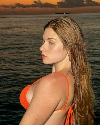 Flávia Charallo
