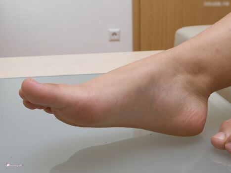 Footlovegirls