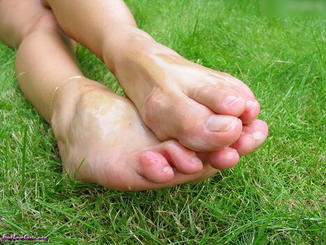 Footlovegirls