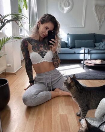 Franzi Paula / franzipaula / Franziiska_Paula