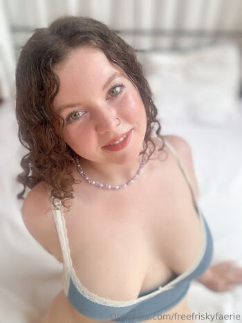 freefriskyfaerie