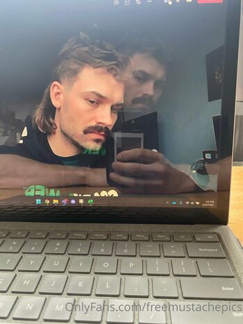 freemustachepics