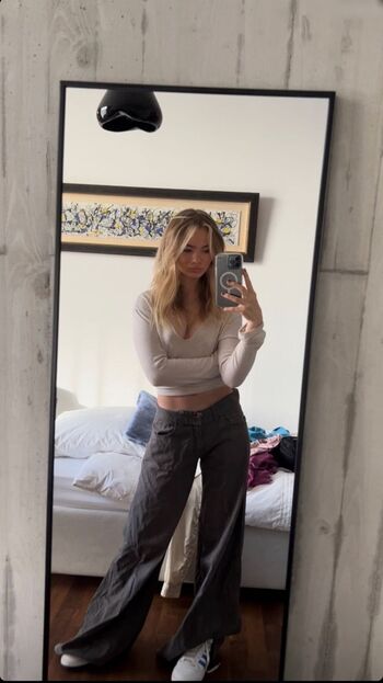 Freya Allan