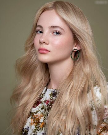 Freya Allan