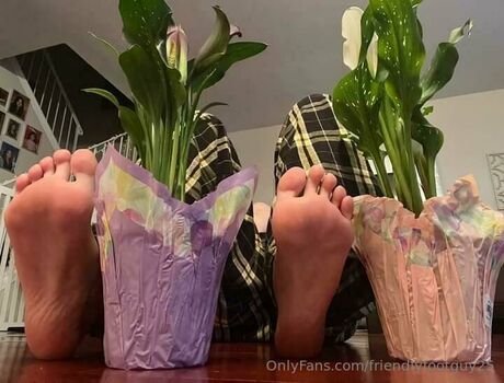 friendlyfootguy25