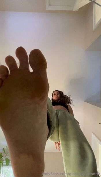 giantess_kendrik