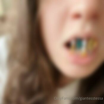 giantesstessa