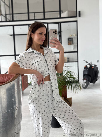 gina_a