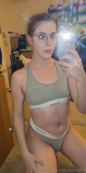 girl_gaymer888