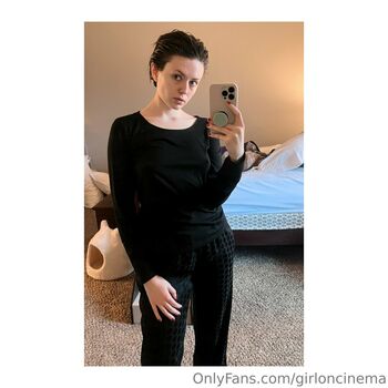 Girl On Cinema
