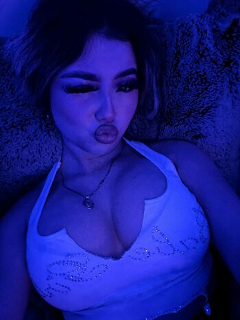 Gisselle Next Door