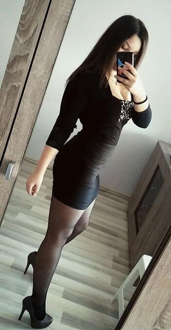glitchedegirlcosplay