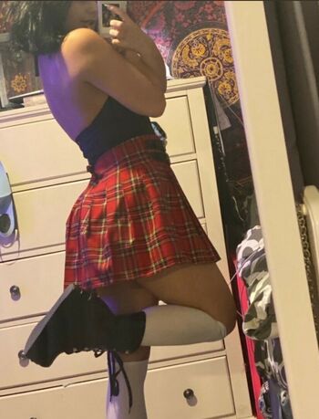 Gothicbratgf
