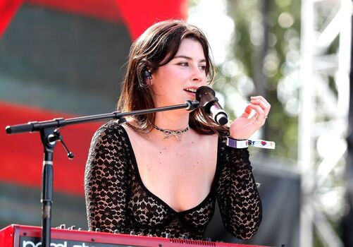 Gracie Abrams