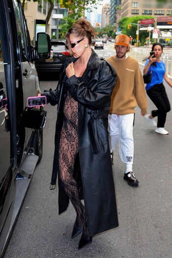 Hailey Bieber