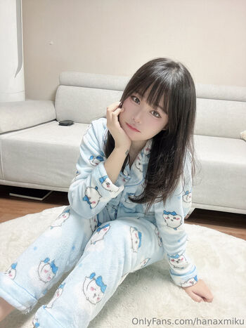 hanaxmiku