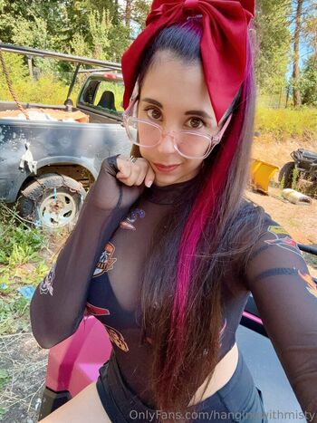 hangingwithmisty