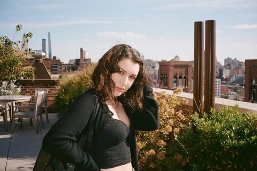 Hannah Marks