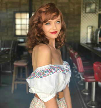 Hannah Rose May