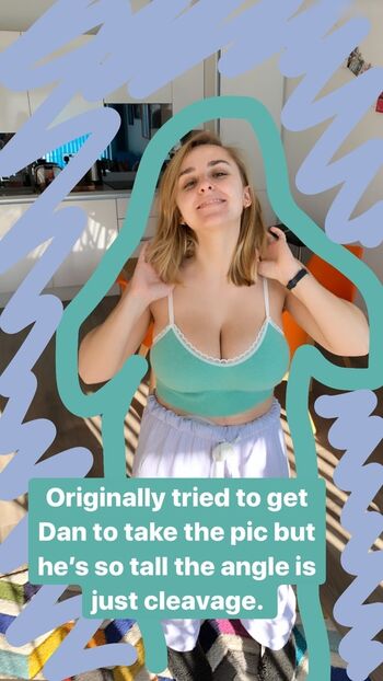 Hannah Witton
