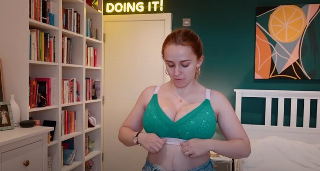 Hannah Witton