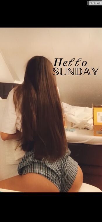 Hellozoey_