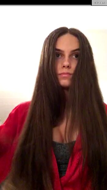 Hellozoey_