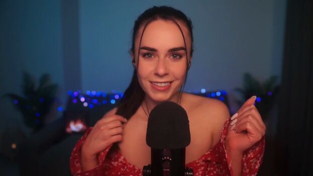 HeyHelen ASMR