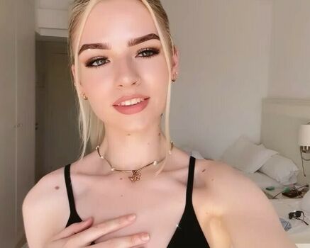 Heyitzrachael