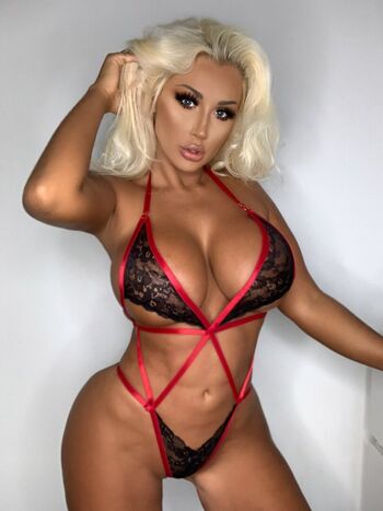 Holly Deacon