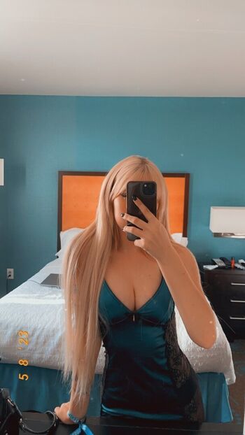 Holly Halen