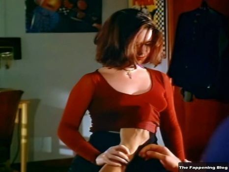 Holly Marie Combs