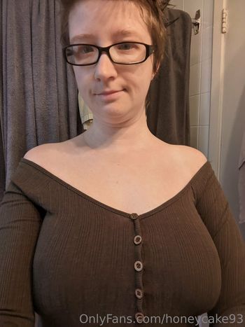 honeycake93