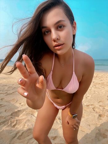 HoneyGirl