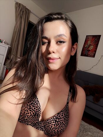 HoneyGirl