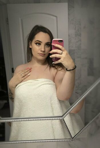 HornyThickKitten