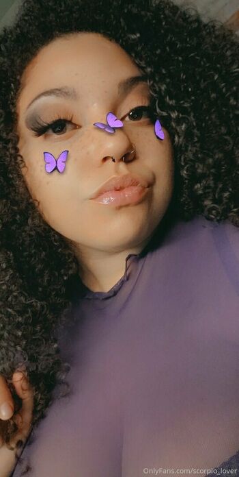 hot.lips
