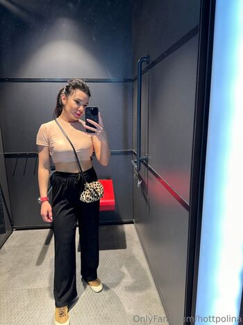 hottpolina