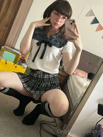 icky_peach
