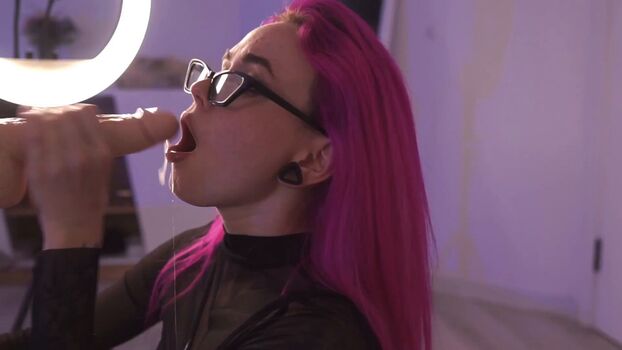 Im_Sarah_Pink