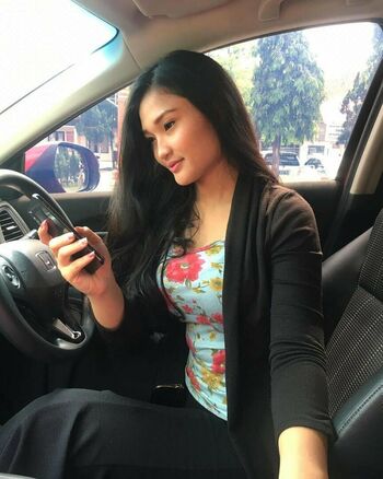 Indira Salsabila Wibowo