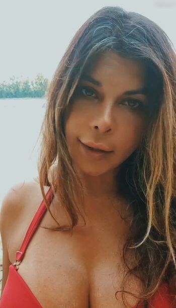 Indira Weis