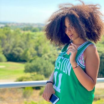Ines Curly