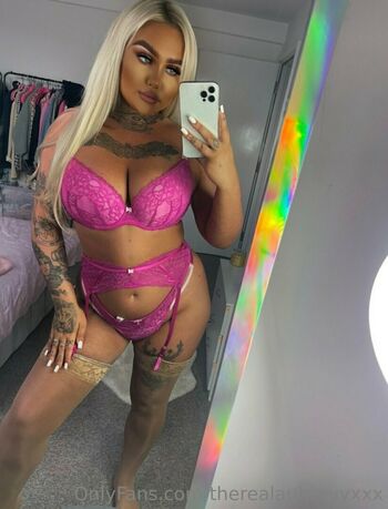 inkedblondieeee