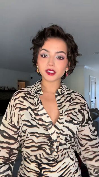 Isabela Merced