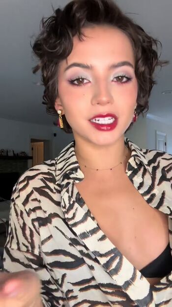 Isabela Merced